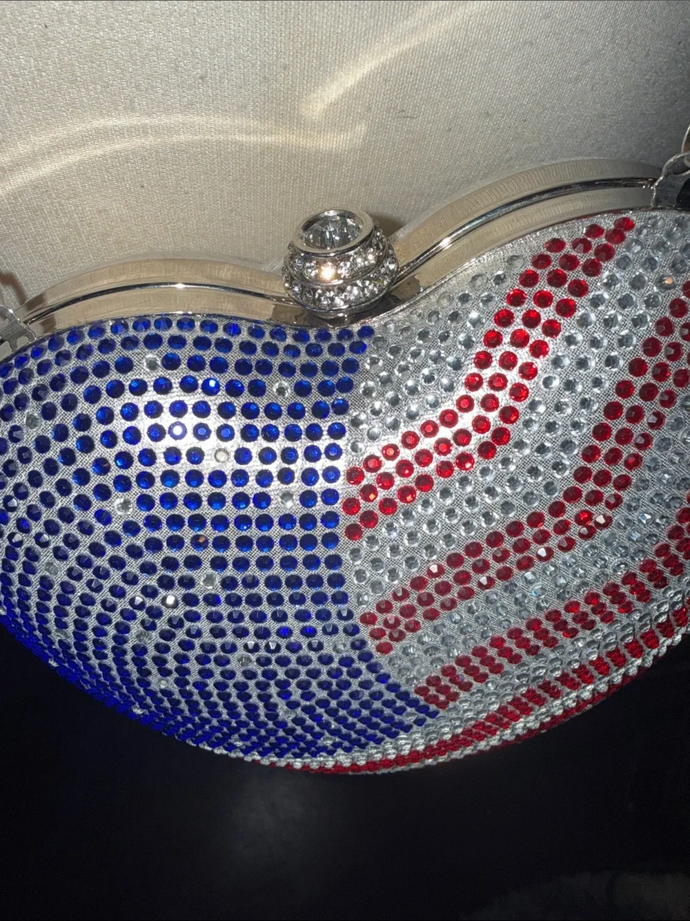 N/A eye catching